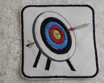 Archery Sport Bow Arrow Target Fun Embroidered Iron On Patch P-11-X