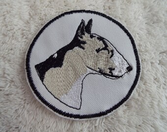 Patch para passar a ferro com bordado de cachorro Bull Terrier