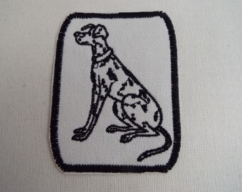 ダルメシアン犬の刺繍アイロン接着パッチ