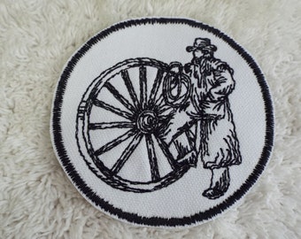 Western Cowboy Man Wagon Wheel Embroidery Iron-on Patch