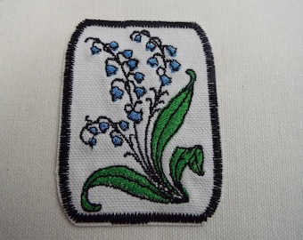 Patch thermocollant brodé fleurs jacinthes des bois