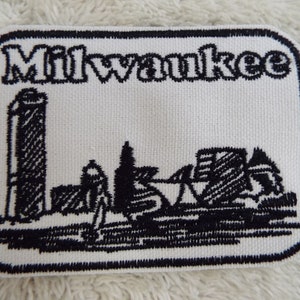 Milwaukee Skyline Bordado Parche de hierro