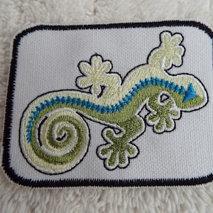 Blue Green Lizard Gecko Embroidery Iron-on Patch