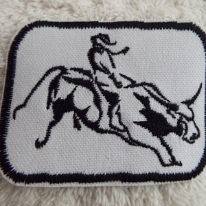 Parche personalizado termoadhesivo con bordado de jinete de toro y rodeo de vaquero occidental