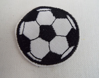 BLACKEYEPATCH サッカーボール サイズ5 ブラックアイパッチ BLACKEYEPATCH サッカーボール サイズ5 ブラックアイパッチ