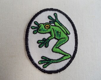 Green Tree Frog Embroidered Iron On Patch