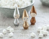 Peggy in gold silver bronze set of 3 6cm