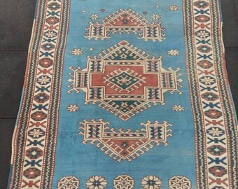 4x6 ft Vintage area rug, Turkish rug, Handmade rug, Anatolian rug, Living room rug, Kitchen rug.