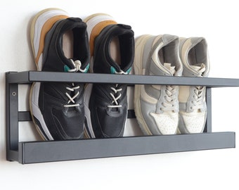 Entryway metal wall mounted shoe storage Industrial schuhregal shelf Black open floating rack Modern hallway shoe organizer Custom furniture