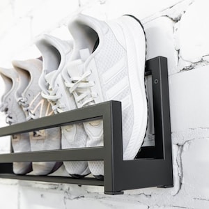 Wall mounted metal shoe rack Industrial black schuhregal shelves Entryway custom hallway organizer Floating shoe rack Modern shoe rack gifts