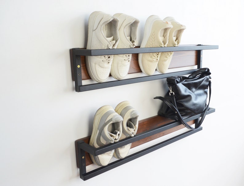 Entryway wall metal shoe storage Wood hallway organizer Wall mount rustic shoe Reclaimed custom shoe rack Industrial schuhregal home decor zdjęcie 2