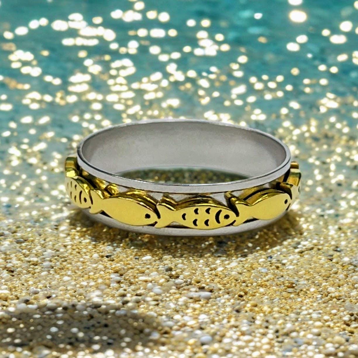 Swimming Fish Spinner Ring in Gold, Fish Ring, Fishing Lovers Ring, Fish Ring, Anxiety Ring, Good Luck Ring, Animal Ring, for Him, for Her,