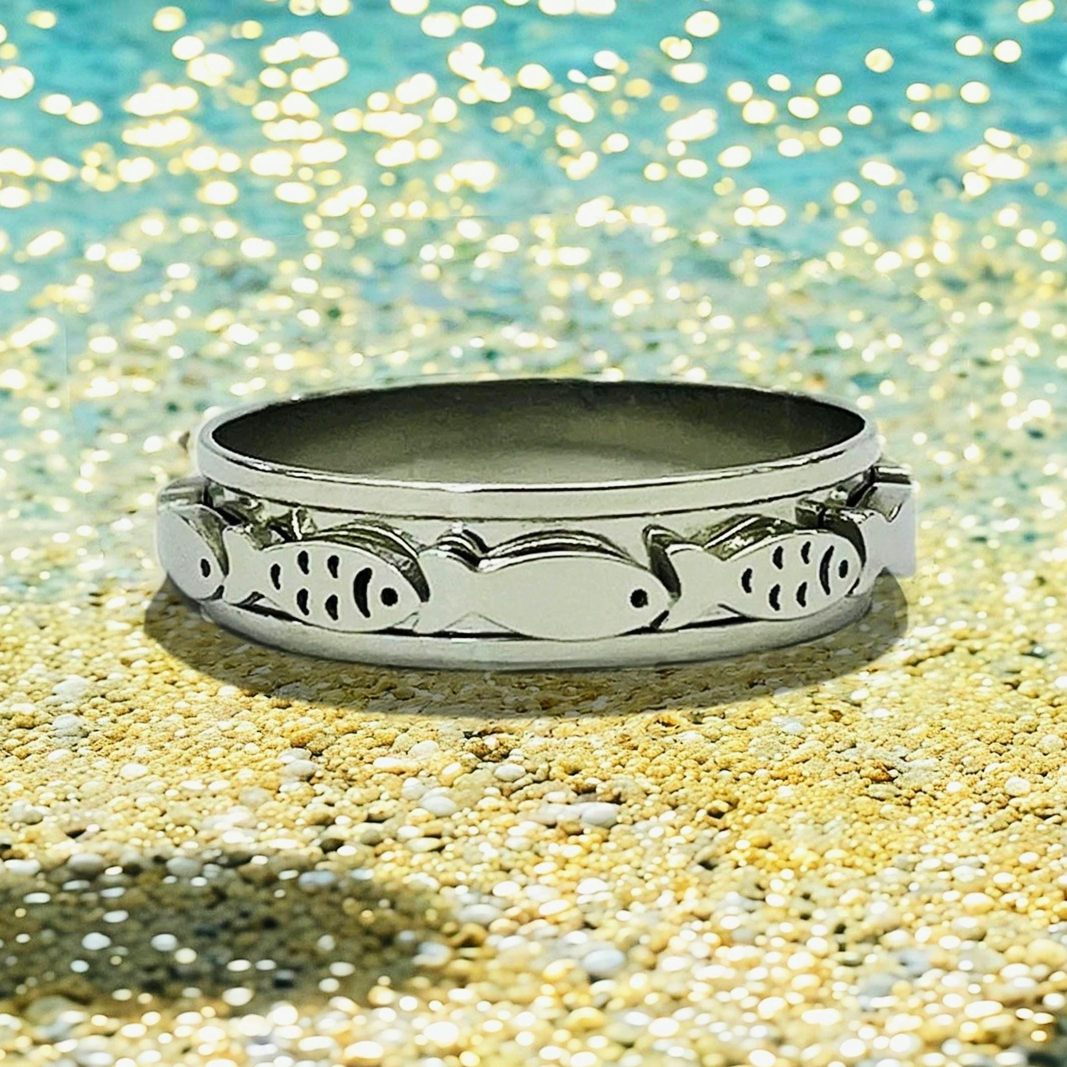 Swimming Fish Spinner Ring in Gold, Fish Ring, Fishing Lovers Ring, Fish Ring, Anxiety Ring, Good Luck Ring, Animal Ring, for Him, for Her,