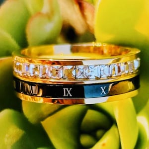 Gold Fidget Ring with Roman Numerals and Gemstones, Gold Ring with Roman Numerals and Gemstones, Roman Numerals Fidget Ring with Gemstones,