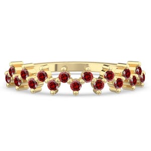 Garnet Cluster Stacking Ring, Dainty Garnet Wedding Ring, January Birthstone, Minimal Ring, Red Gemstone Ring, Everyday Ring, 14K Gold Ring