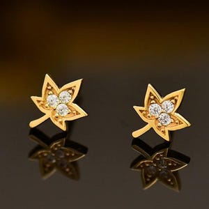14K Gold Maple Leaf Earrings, Lab Grown Diamond Leaf Studs, Autumnal Leaf Stud, Moissanite Maple Leaf Studs, Minimalist Leaf Studs, For Her