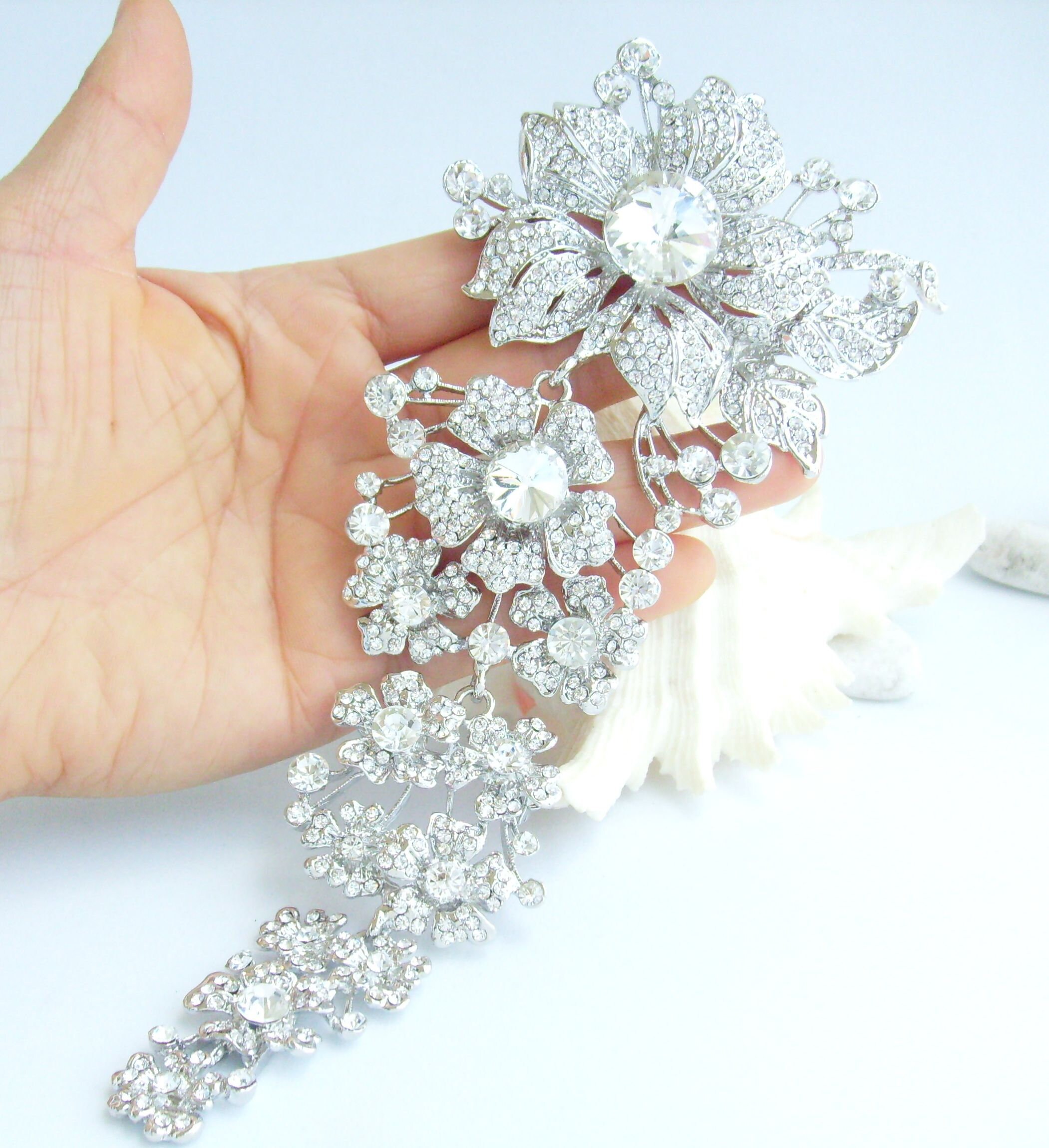 Vintage Wedding Bridal Elegant Brooches Crystal Rhinestone Tear drop B –  Design Life Bar