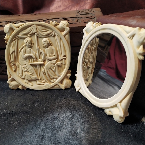 14th Century Compact Mirror Case Replica (mirror Steel or Perspex