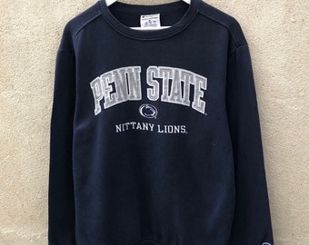 Vintage 90er Jahre Champion University Sweatshirt PENN STATE Nittany Lions Big Spellout bestickt Marine Rundhals Pullover Logo - Größe M