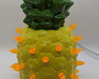 Lighted Pineapple Lamp
