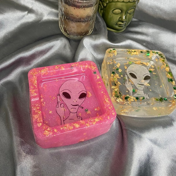 Alien Ashtray - Etsy