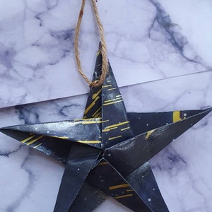 Black and Gold Origami Star Christmas Tree Decorations image 2