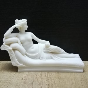 Pauline Bonaparte as Venus Victrix  - Antonio Canova-  13cmH - 20cmW Alabaster Handmade Sculpture  Free Shipping - Free Tracking Number