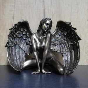 Bronze Finish Angel Statue: Vintage Style Home Decor (12.5cm)