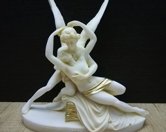 キューピッドとプシュケの彫刻：手作りのアラバスター鋳造ギリシャ像
