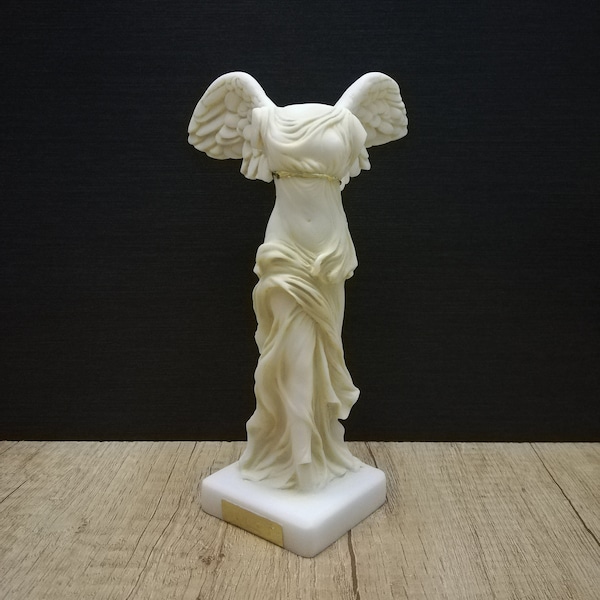 Der Geflügelte Sieg von Samothrake 19,5cm - 7,67in Das Symbol des Sieges Alabaster Handgefertigte Skulptur Kostenloser Versand - Kostenlose Tracking-Nummer