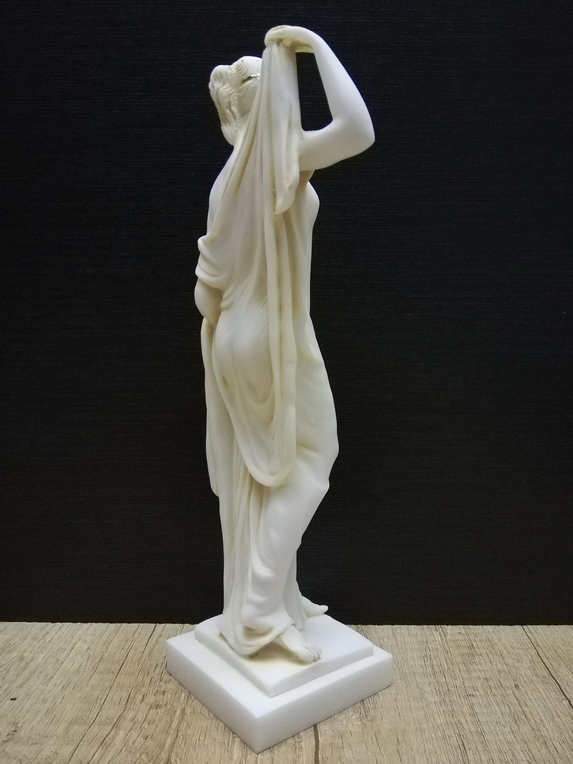 手作りアラバスター製ヘラ彫刻：ギリシャの女神像（26 cm） - Etsy 日本