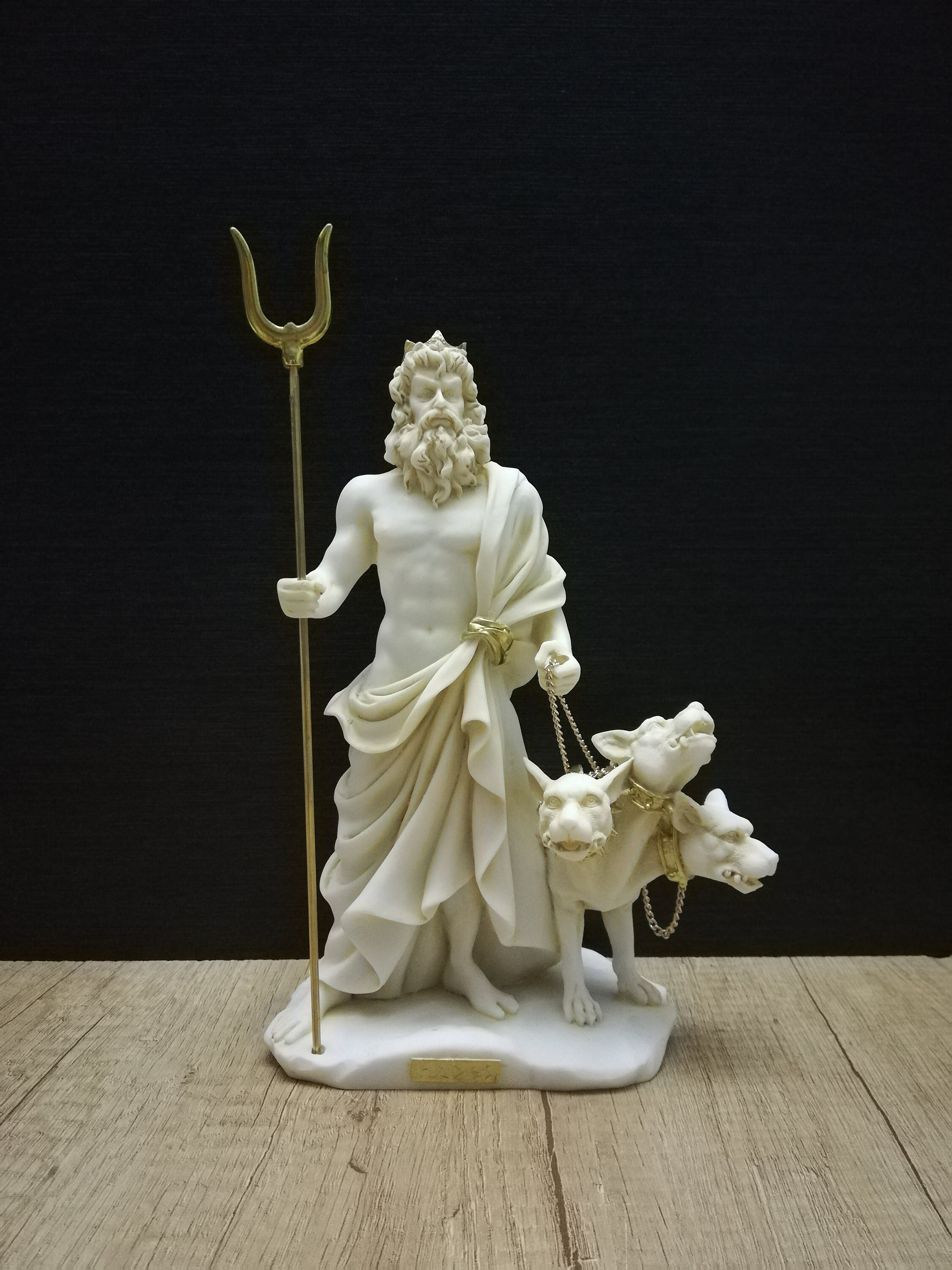 手作りアラバスター製ハデス彫刻とケルベロス - ギリシャ神話アート