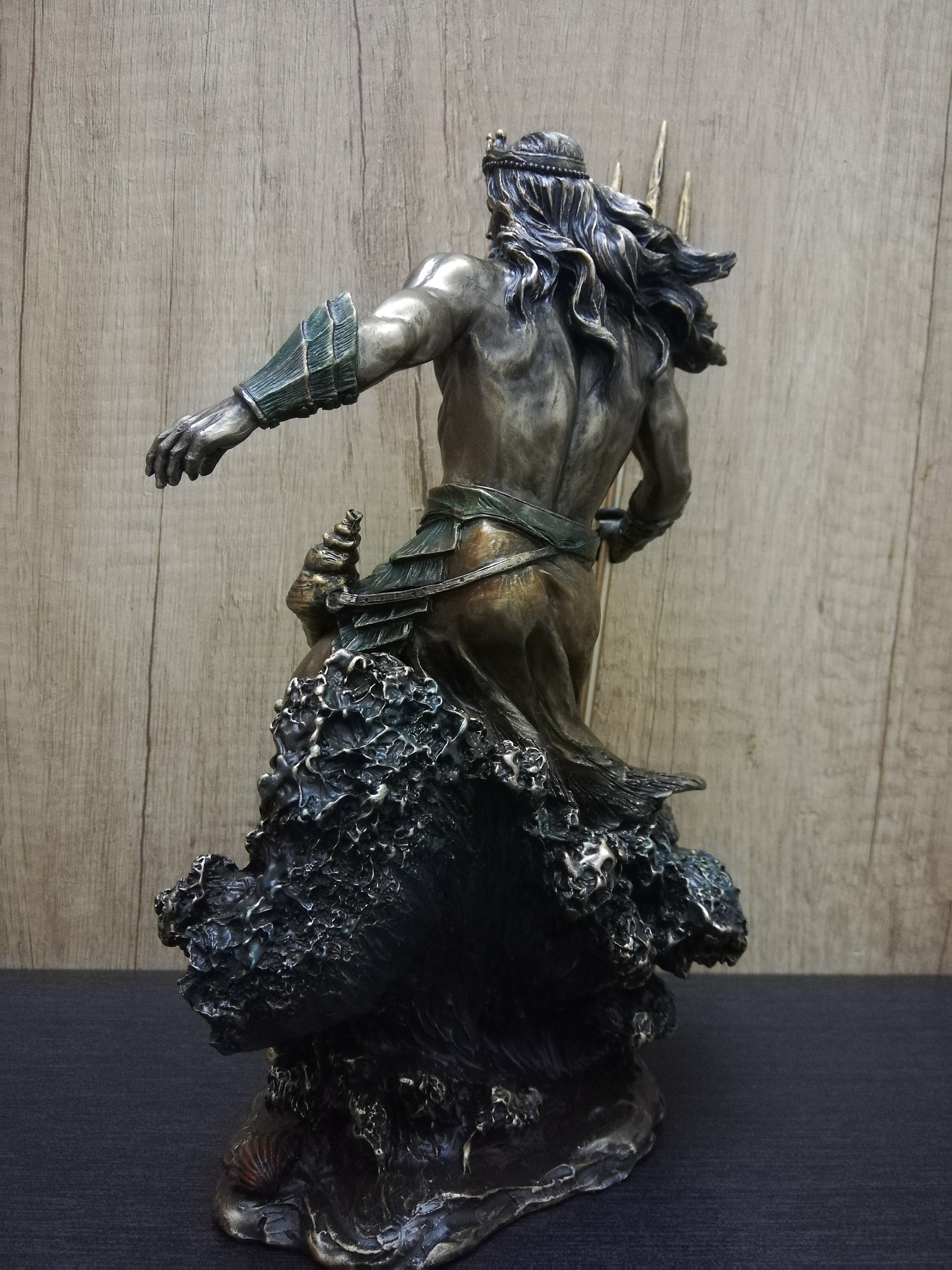 ブロンズ製ポセイドン像：ギリシャ神話の海の神（30 cm） - Etsy 日本