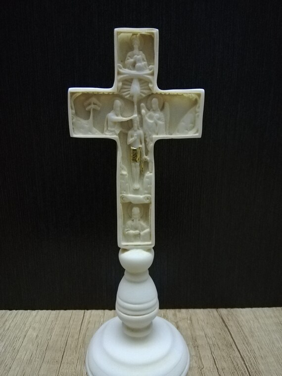 手作りアラバスターの磔刑像 - 宗教彫刻（6.88インチ） - Etsy 日本