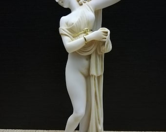 アフロディーテ・カリピュゴス像：ギリシャの女神アラバスター彫刻