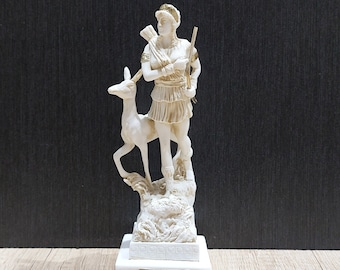弓を持つアルテミス 古代ギリシャ・ローマの狩猟の女神 高さ22cm（8.66