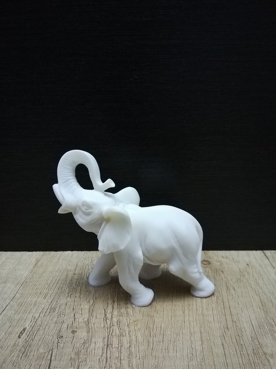 手作りアラバスター象の彫刻：ギリシャの動物装飾（10.5 cm） - Etsy 日本