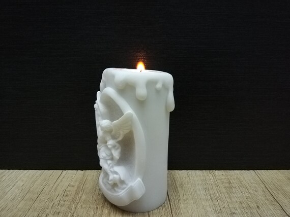 手作りの大天使ミカエルのキャンドルホルダー：白大理石アラバスター像 