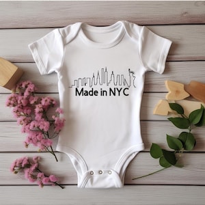 Mono hecho en Nueva York, mono personalizado, bebé de Nueva York, mono de bebé, bebé de Manhattan, Staten Island, Brooklyn, Bronx, Queens