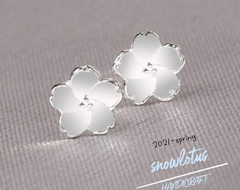 Gift idea, sterling silver 925 cherry blossoms Stud earrings，minimalist tiny stud earrings, cute, fun, simple and elegant