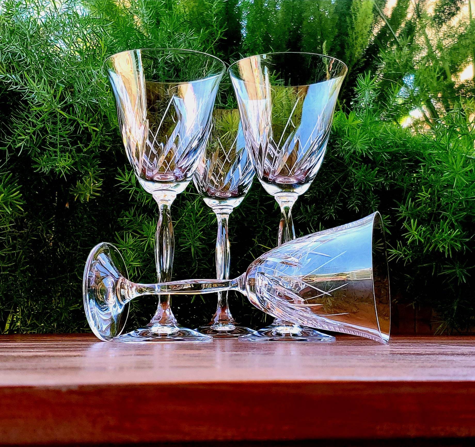 Thick Wine Glass set of 4 , blown glass, Thick with Flare Rim
