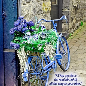 Weg downhill Ierse fiets Get well card, Galway fiets get well card, Irish get well card, blue and purple bicycle card, irish get well