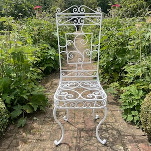 Vintage French Wrought Iron Garden/Patio/Conservatory Chairs image 5