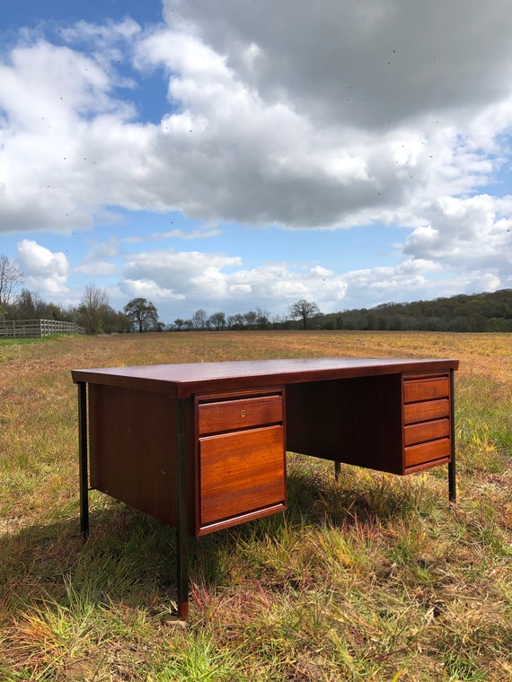 Modern partners desk discount