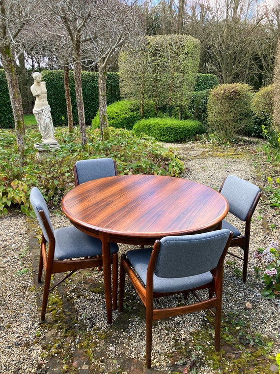 Danish rosewood dining chairs discount