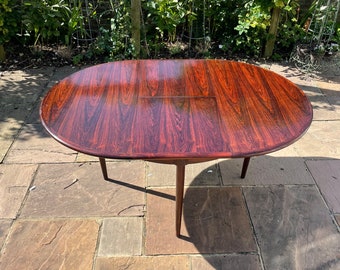 Mid century rosewood Model 15  Danish Dining table by Niels Otto Møller for  Møllers Mobelfabrik