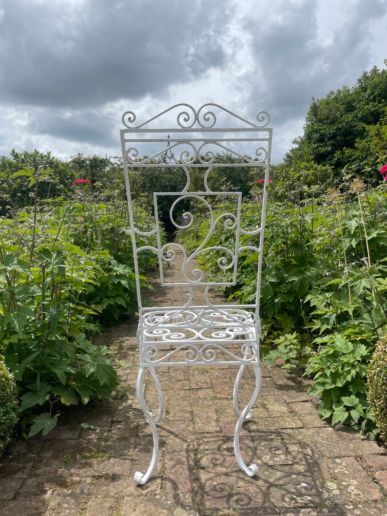 Vintage French Wrought Iron Garden/Patio/Conservatory Chairs image 7