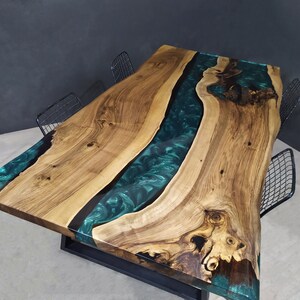 Epoxy Dining Table Epoxy Table, Wood Epoxy Dining Room Table, Live Edge Epoxy Resin Table Top, Wood and Epoxy River Table, Emerald Green Epoxy resin and walnut wood dining room table with metal legs, custom epoxy dining table, epoxy kitchen table