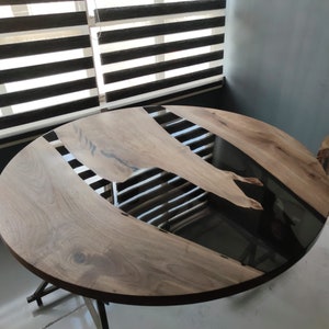 Round Epoxy Table, Round Coffee Table, Round Live Edge Coffee Table, Round Wood Table With Resin, Round Epoxy Table, Round Epoxy Table Top