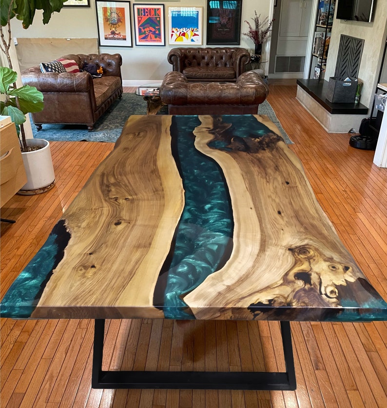Epoxy Dining Table Epoxy Table, Wood Epoxy Dining Room Table, Live Edge Epoxy Resin Table Top, Wood and Epoxy River Table, Emerald Green Epoxy resin and walnut wood dining room table with metal legs, custom epoxy dining table, epoxy kitchen table